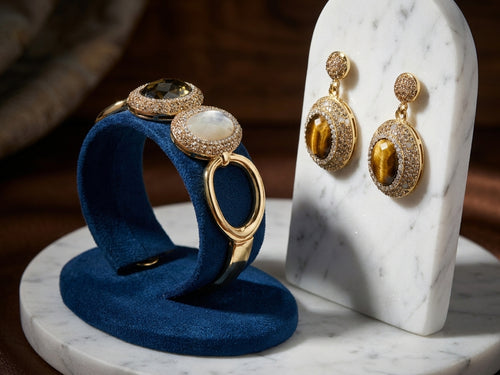 Elegant Gold-Tone Tiger's Eye & Crystal Statement Jewellrey Set - Cuff Bracelet and Drop Earrings